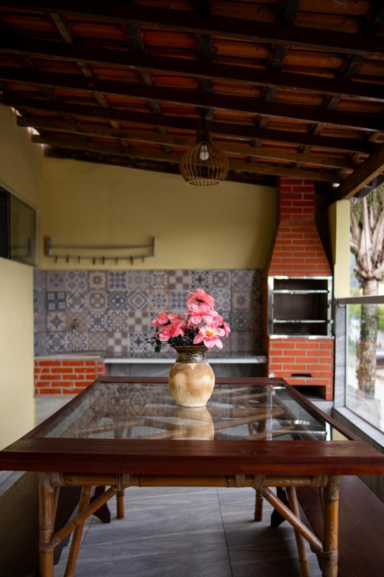 Casa Com Piscina Proximo A Praia Grande E Tenorio Em ウバトゥバ エクステリア 写真